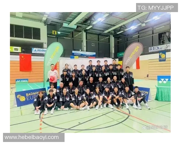 南京羽毛球队在世锦赛积分榜上以98分稳居第一名展现强劲实力 南京羽毛球队在世锦赛积分榜上以98分稳居第一名展现强劲实力